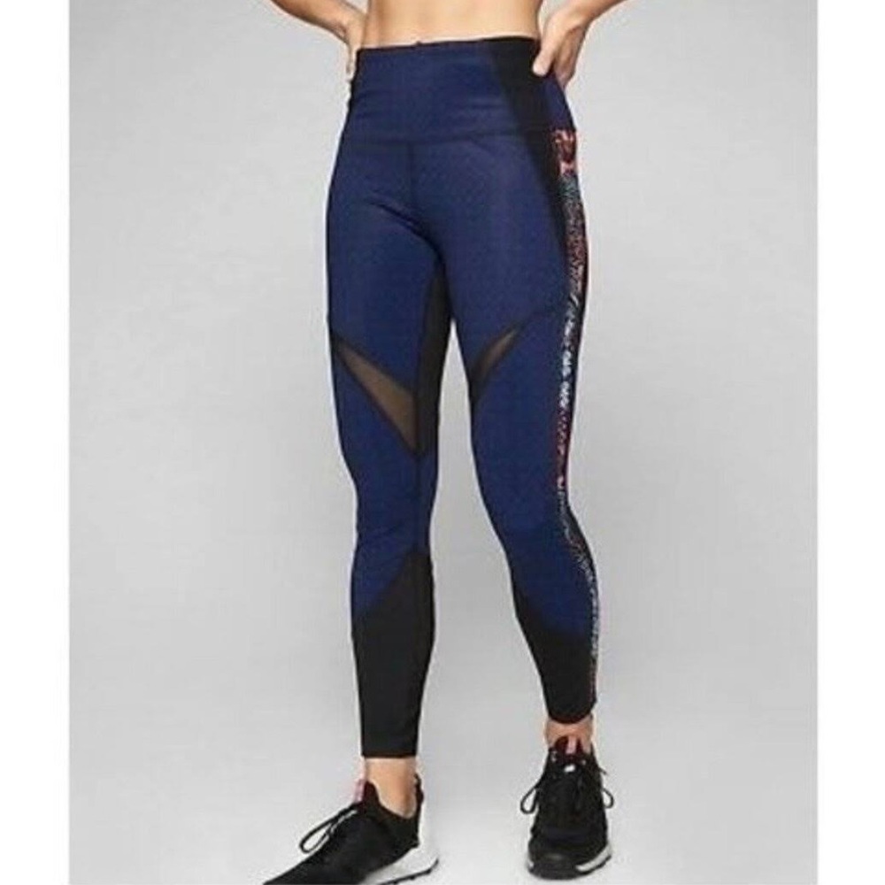 Athleta Lotus Precision 7/8 Tight Patterned Leggings